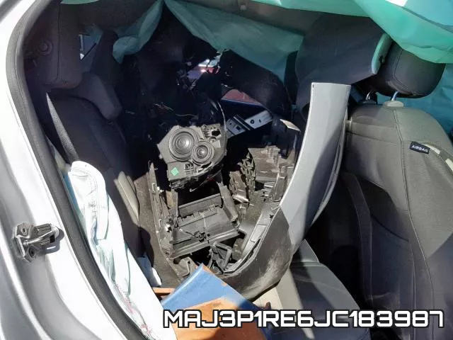 MAJ3P1RE6JC183987_6.webp