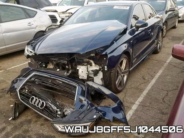 WAUJ8GFF5J1044506_2.webp