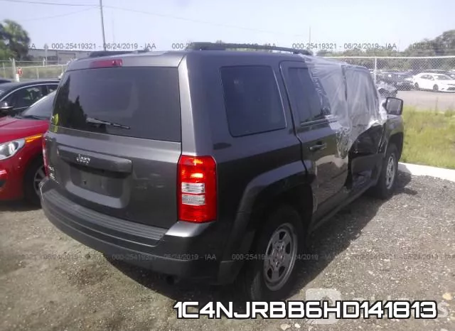 1C4NJRBB6HD141813_4.webp