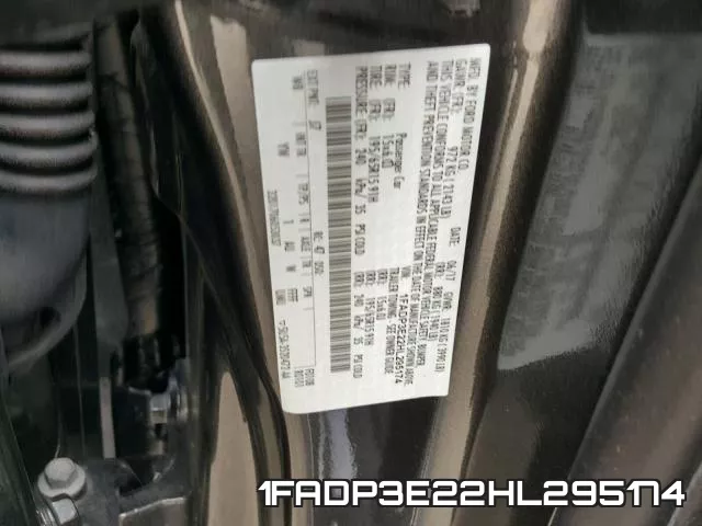 1FADP3E22HL295174_10.webp