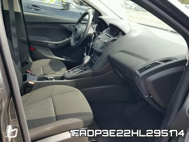 1FADP3E22HL295174_5.webp