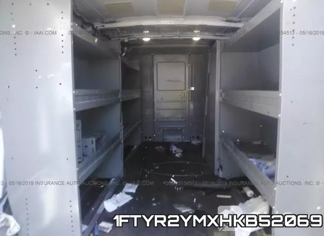 1FTYR2YMXHKB52069_8.webp