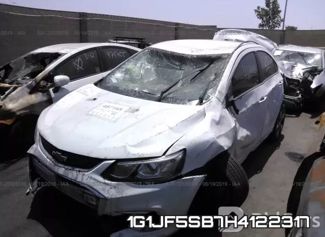 1G1JF5SB7H4122317_2.webp