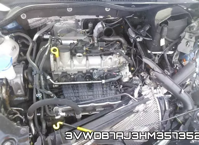3VWDB7AJ3HM357352_10.webp