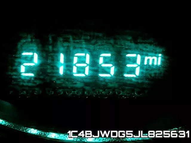 1C4BJWDG5JL825631_8.webp