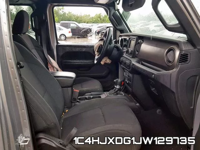 1C4HJXDG1JW129735_5.webp