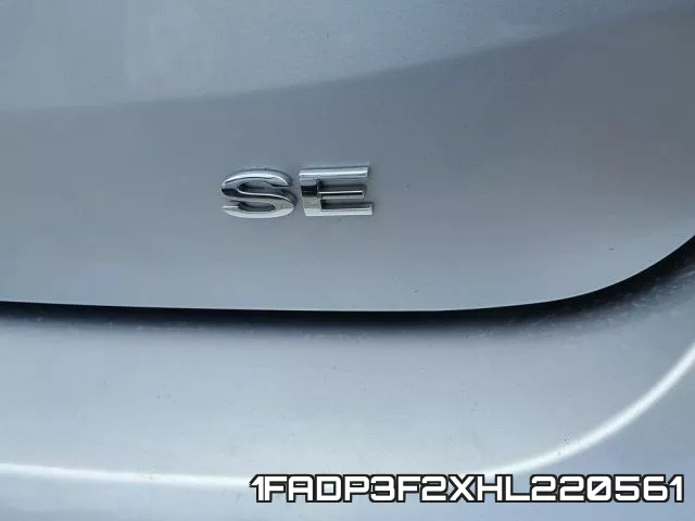1FADP3F2XHL220561_9.webp