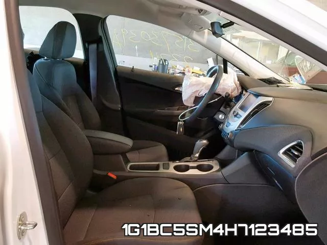 1G1BC5SM4H7123485_5.webp