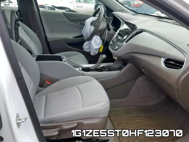 1G1ZE5ST0HF123070_5.webp