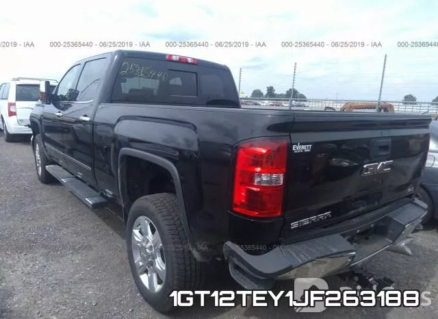 1GT12TEY1JF263188_3.webp