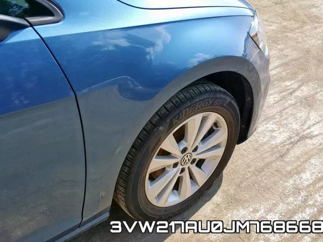 3VW217AU0JM768668_9.webp
