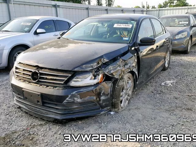 3VW2B7AJ5HM360969_2.webp