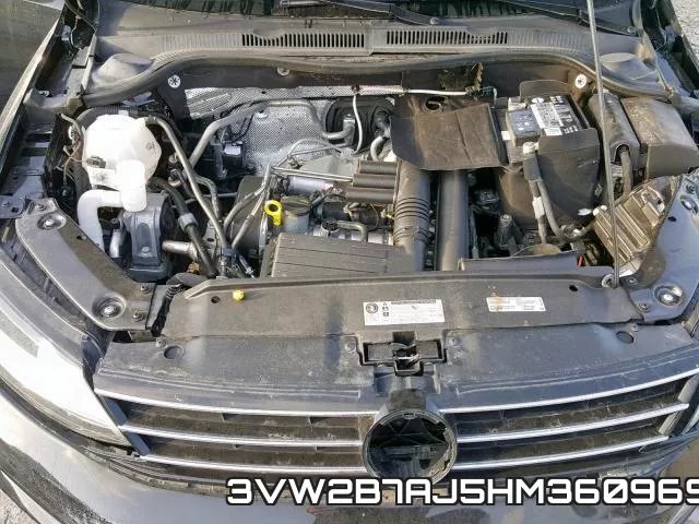 3VW2B7AJ5HM360969_7.webp