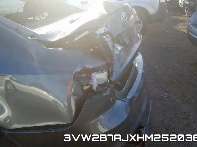 3VW2B7AJXHM252038_9.webp