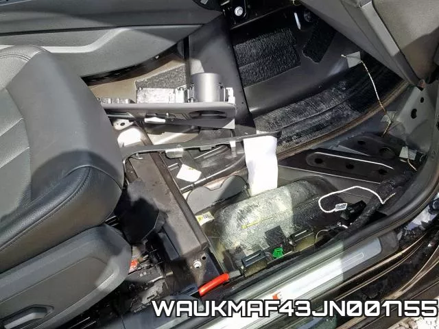 WAUKMAF43JN001755_9.webp