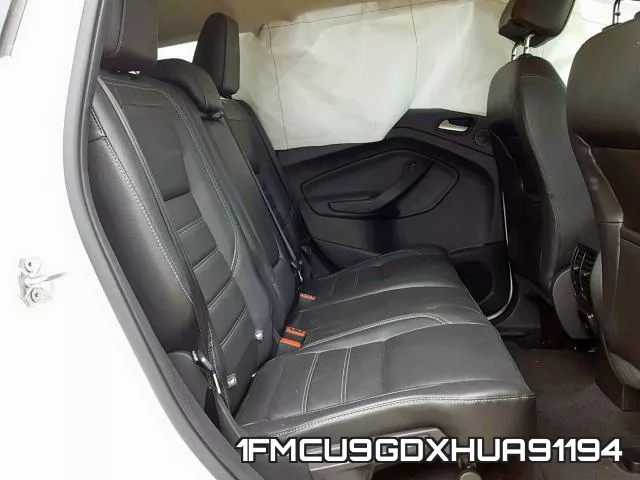 1FMCU9GDXHUA91194_6.webp