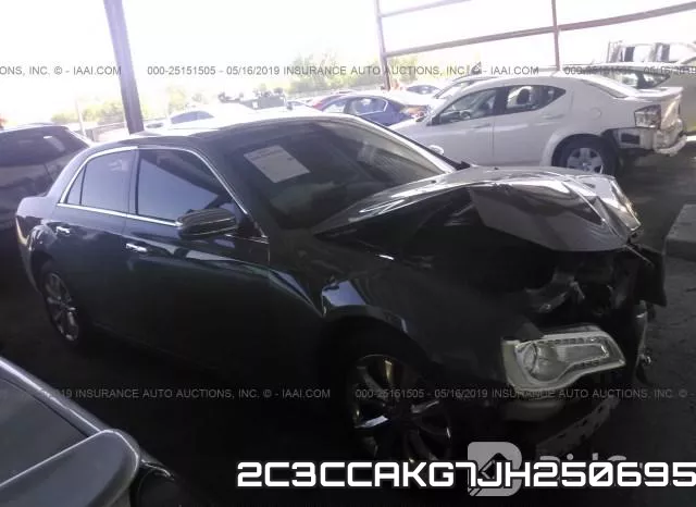 2C3CCAKG7JH250695_1.webp
