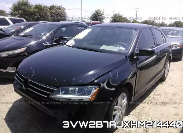 3VW2B7AJXHM214440_2.webp