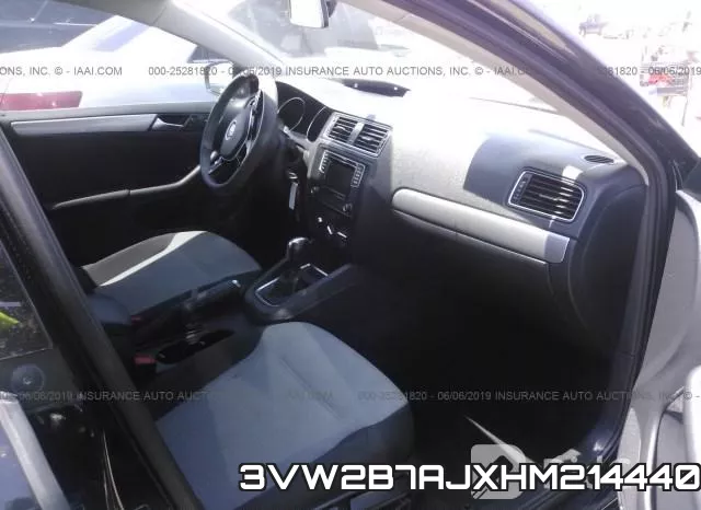 3VW2B7AJXHM214440_5.webp