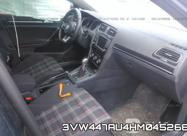 3VW447AU4HM045268_5.webp