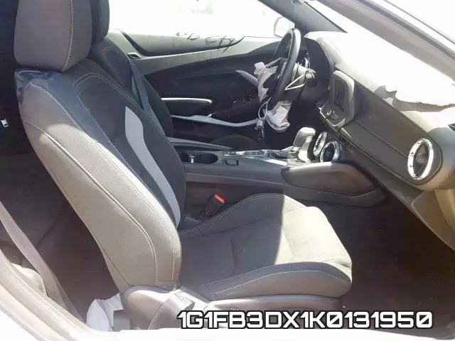 1G1FB3DX1K0131950_5.webp