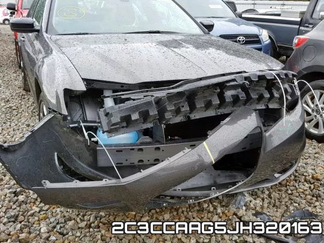 2C3CCAAG5JH320163_9.webp