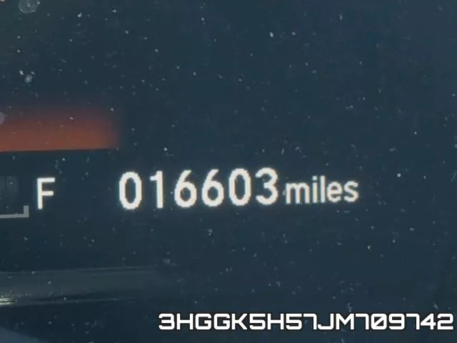 3HGGK5H57JM709742_8.webp