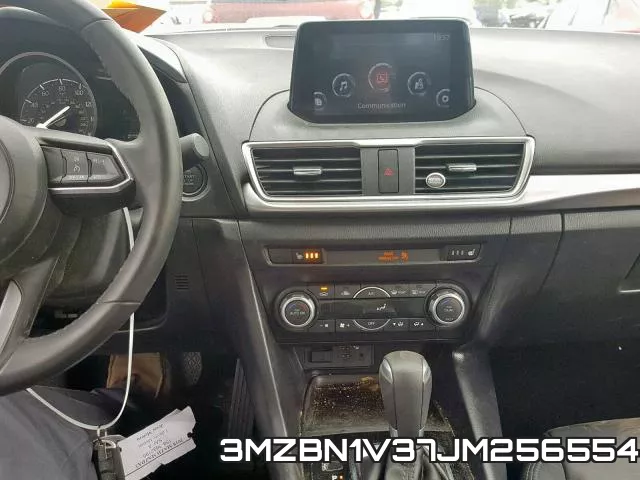 3MZBN1V37JM256554_9.webp