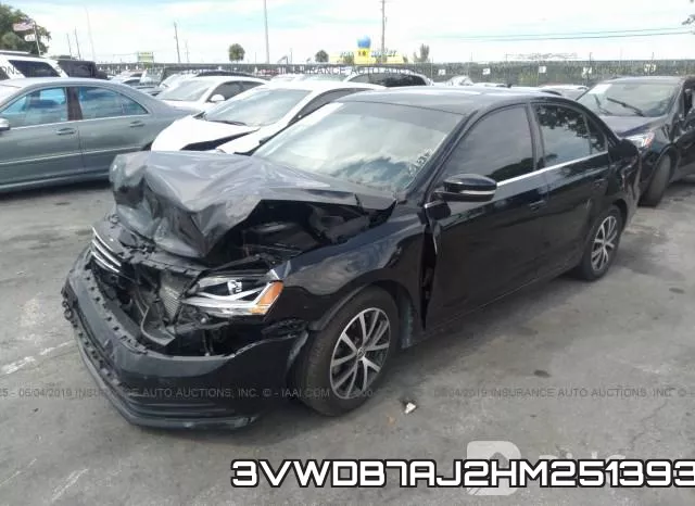 3VWDB7AJ2HM251393_2.webp