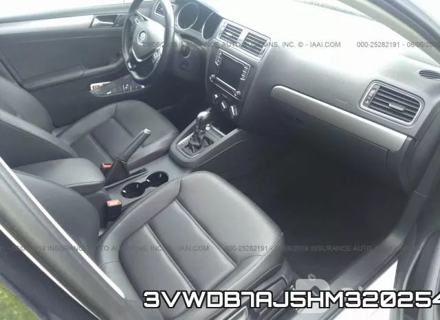 3VWDB7AJ5HM320254_5.webp