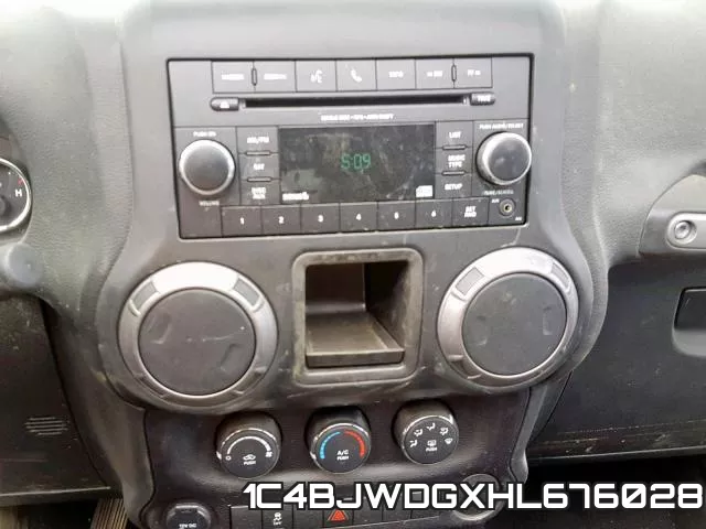 1C4BJWDGXHL676028_9.webp
