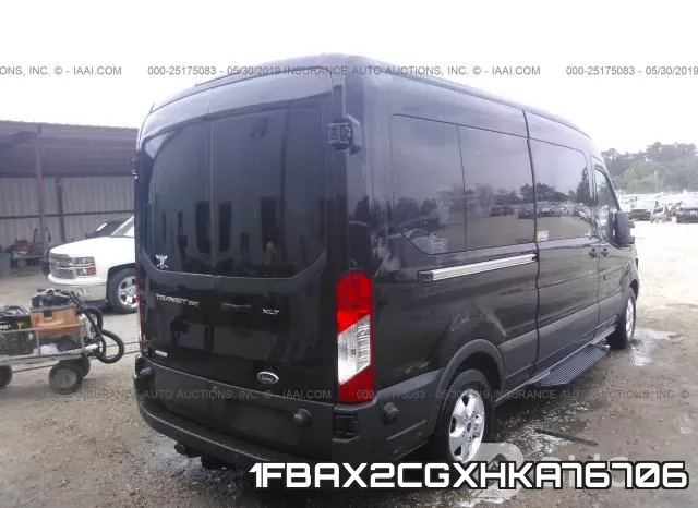 1FBAX2CGXHKA76706_4.webp
