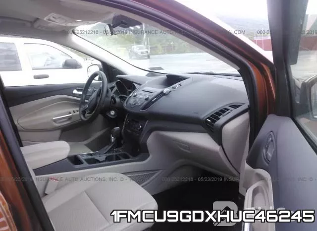 1FMCU9GDXHUC46245_5.webp
