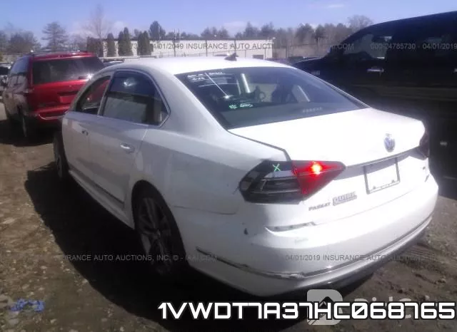 1VWDT7A37HC068765_3.webp