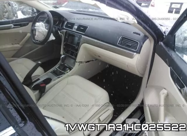 1VWGT7A31HC025522_5.webp