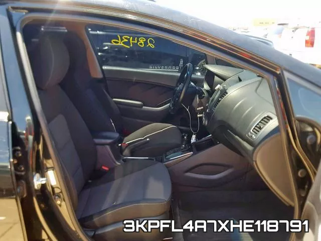 3KPFL4A7XHE118791_5.webp