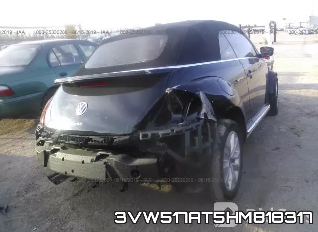 3VW517AT5HM818317_4.webp