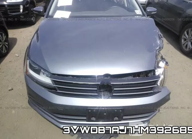 3VWDB7AJ7HM392685_6.webp
