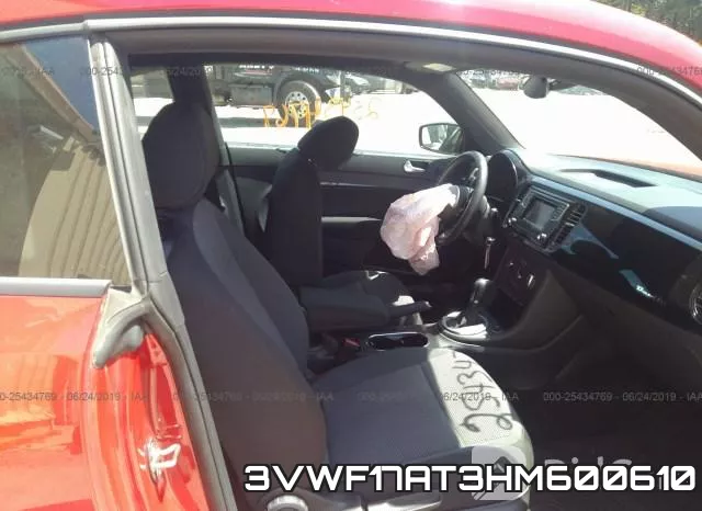 3VWF17AT3HM600610_5.webp