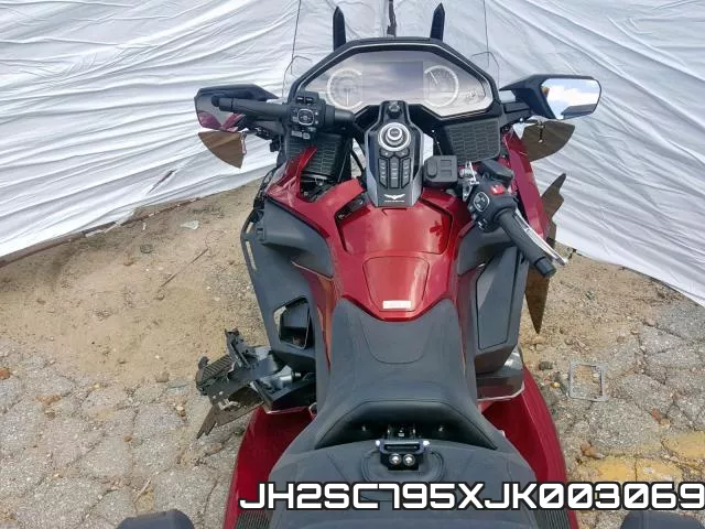 JH2SC795XJK003069_5.webp