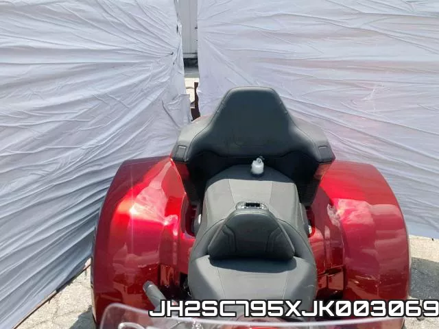 JH2SC795XJK003069_6.webp