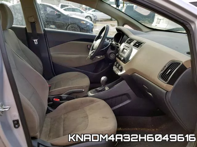 KNADM4A32H6049616_5.webp