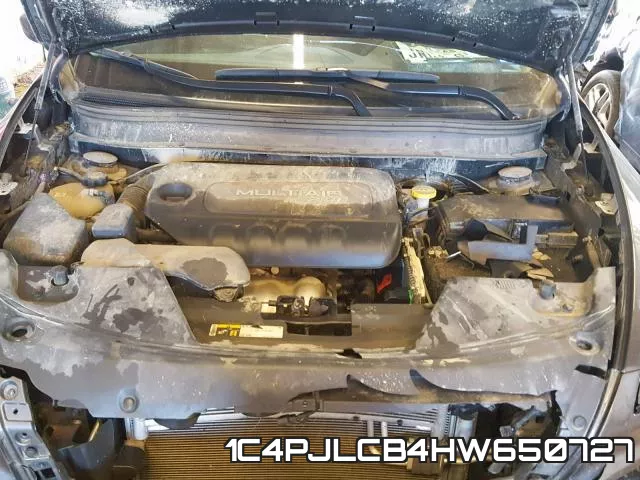 1C4PJLCB4HW650727_7.webp