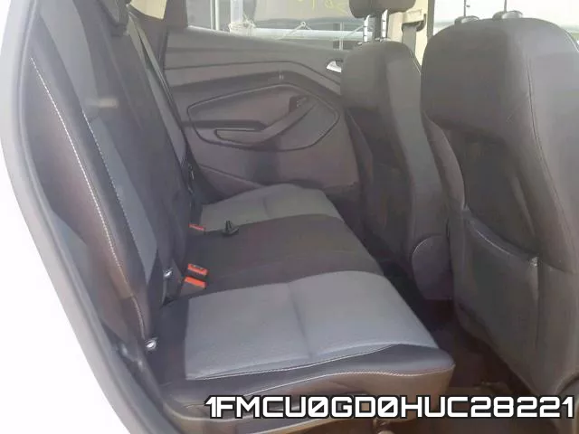 1FMCU0GD0HUC28221_6.webp