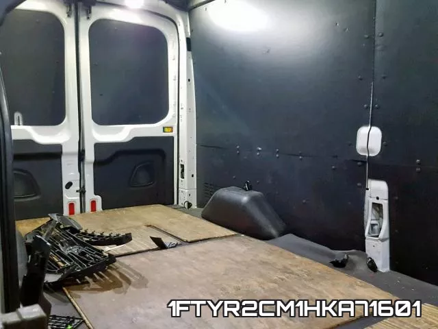 1FTYR2CM1HKA71601_6.webp