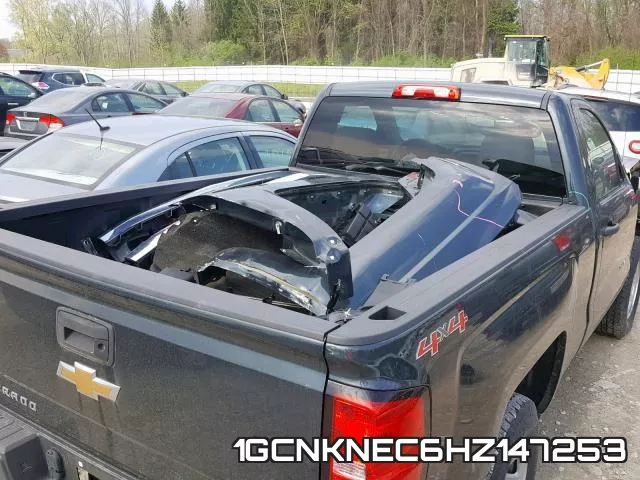 1GCNKNEC6HZ147253_6.webp