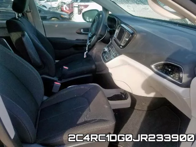 2C4RC1DG0JR233900_5.webp