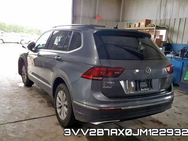 3VV2B7AX0JM122932_3.webp