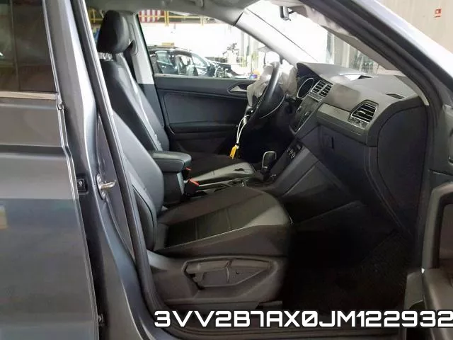 3VV2B7AX0JM122932_5.webp