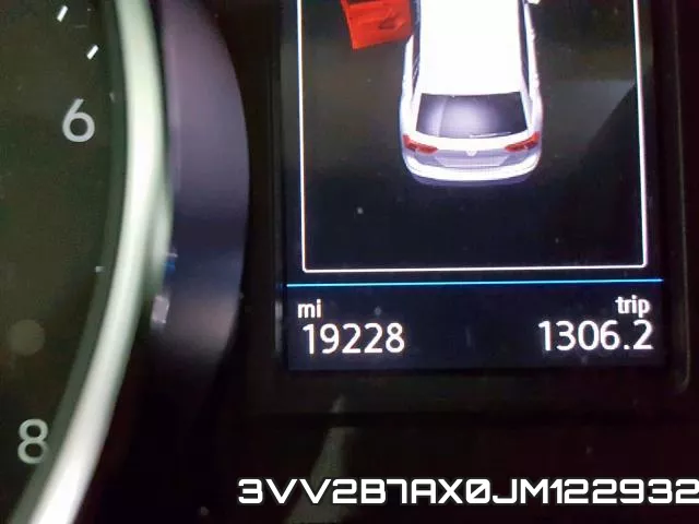 3VV2B7AX0JM122932_8.webp